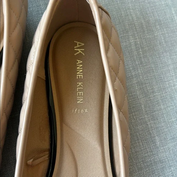 Anne Klein Nude Quilted Flats with Black Bow - Picture 3 of 3